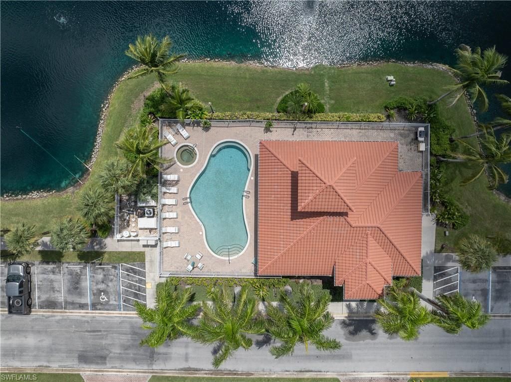 198 Shadroe Cove Cir, Unit 502, Cape Coral, FL 33991 Photo