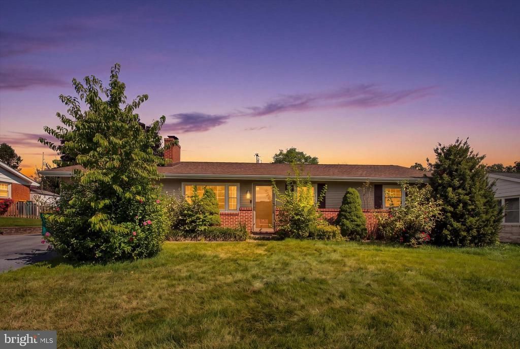 926 PARK STREET , WAYNESBORO, PA 17268