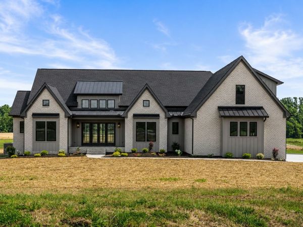 4729 Greer LN , Cross Plains, TN 37049