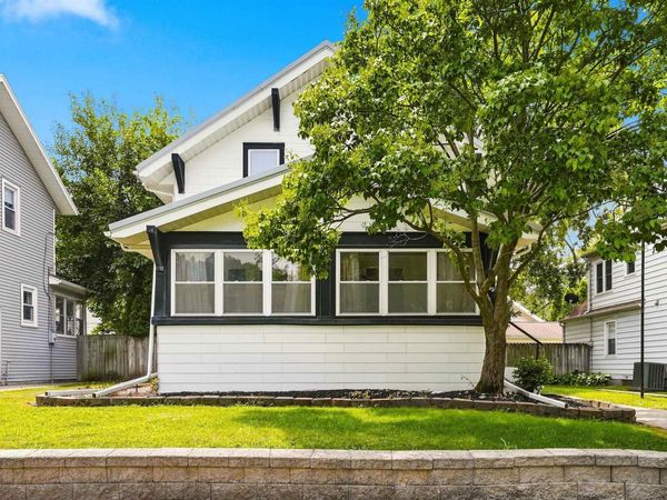 733 Home Park Boulevard, Waterloo, IA 50701