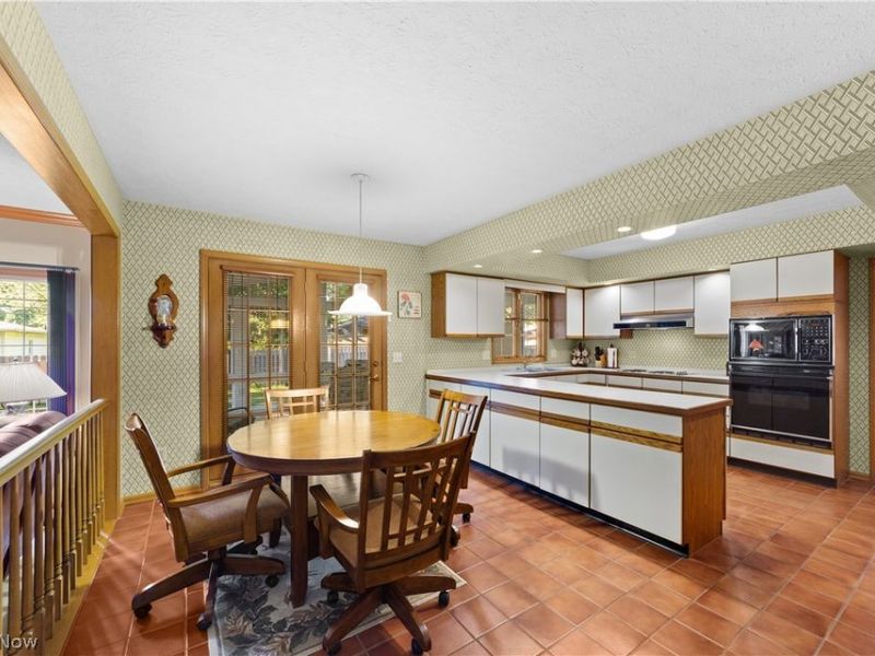 24177 Stonehedge Drive, Westlake, OH 44145 Photo 14