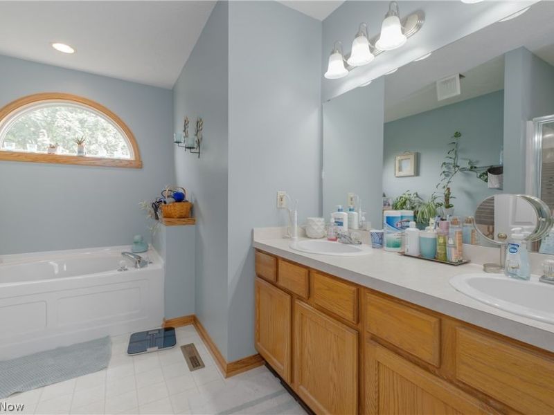 7540 Cheverton Circle NW, Massillon, OH 44646 Photo 23