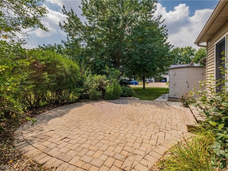 7540 Cheverton Circle NW, Massillon, OH 44646 Photo 28