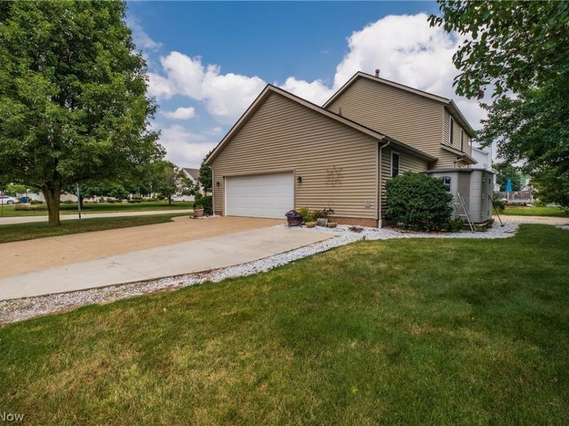 7540 Cheverton Circle NW, Massillon, OH 44646 Photo 29