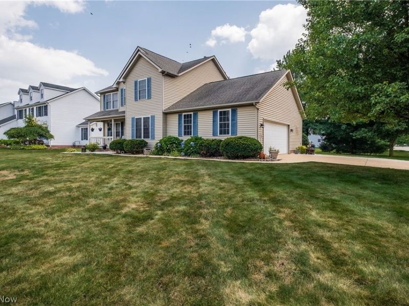 7540 Cheverton Circle NW, Massillon, OH 44646 Photo 3