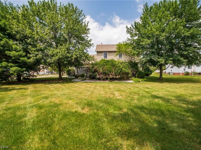 7540 Cheverton Circle NW, Massillon, OH 44646 Photo 31