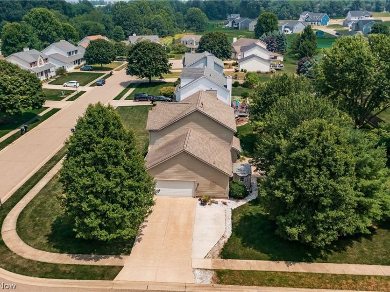 7540 Cheverton Circle NW, Massillon, OH 44646 Photo 5