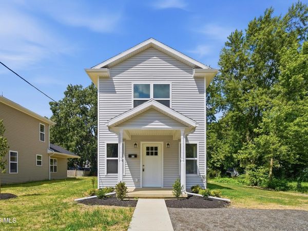 810 Holly Street , Lima, OH 45804