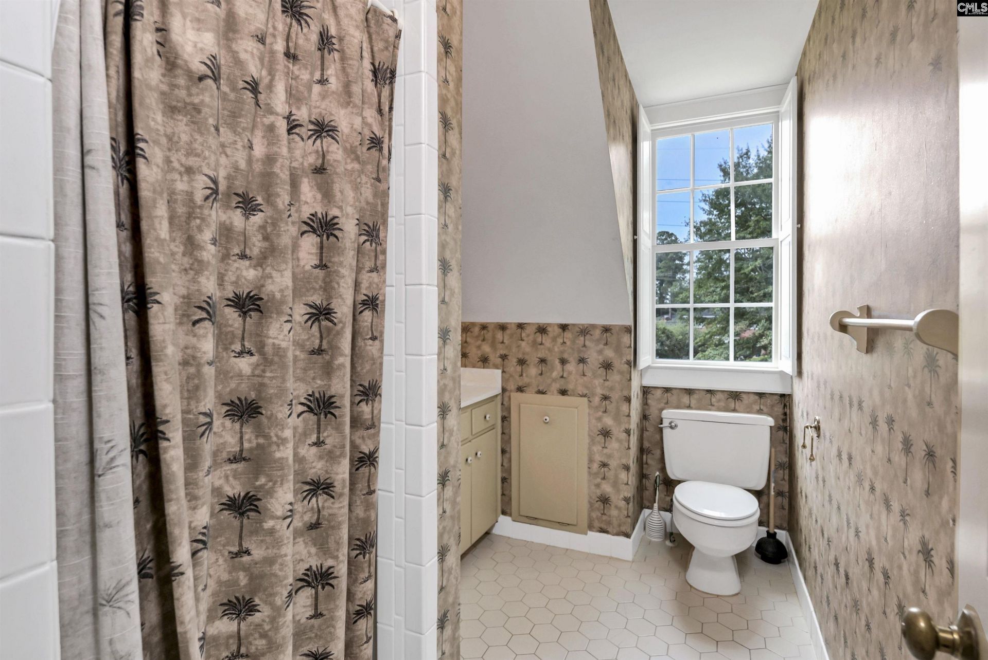 4800 Portobello Road  Photo 57