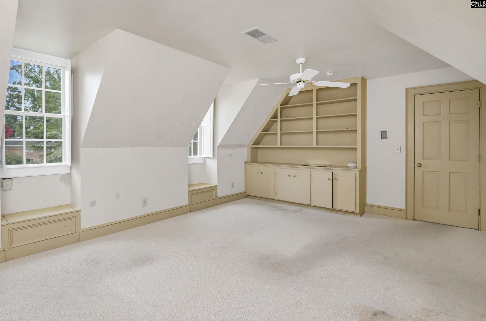 4800 Portobello Road  Photo 60