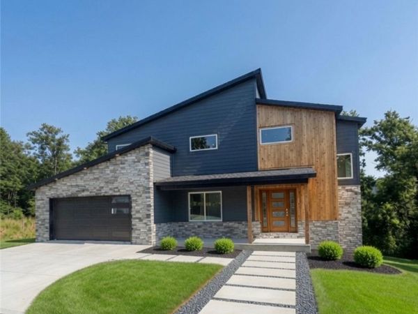 32 SW Sorbie Drive, Bella Vista, AR 72715
