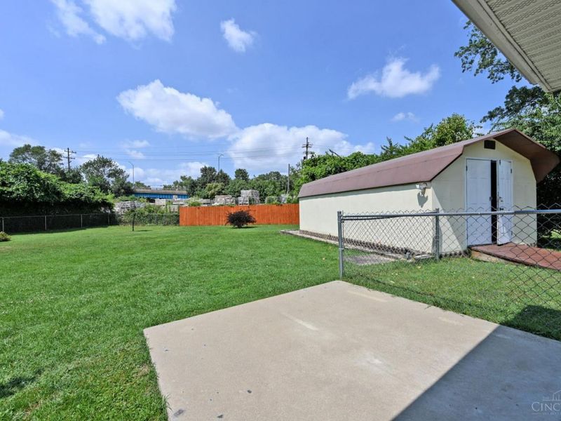 10937 Ohio Avenue, Sharonville, OH 45241 Photo 22