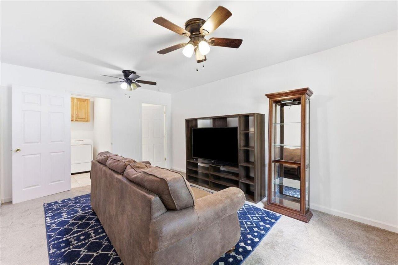 803 Savage Road Photo 10