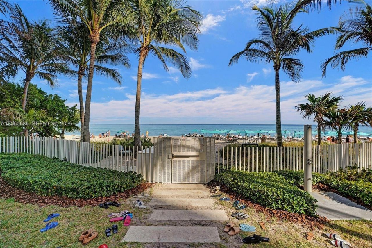 15701 Collins Ave, Unit 4701, Sunny Isles Beach, FL 33160 Photo