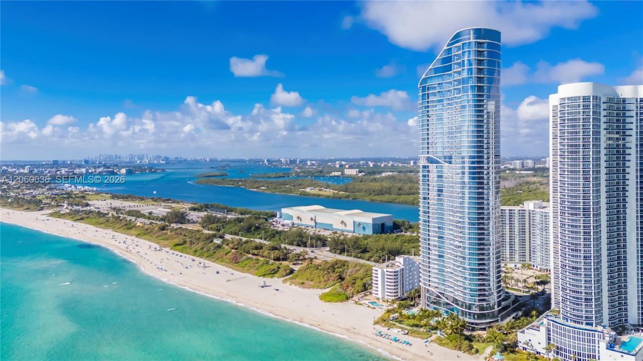 15701 Collins Ave, Unit 4701, Sunny Isles Beach, FL 33160 Photo