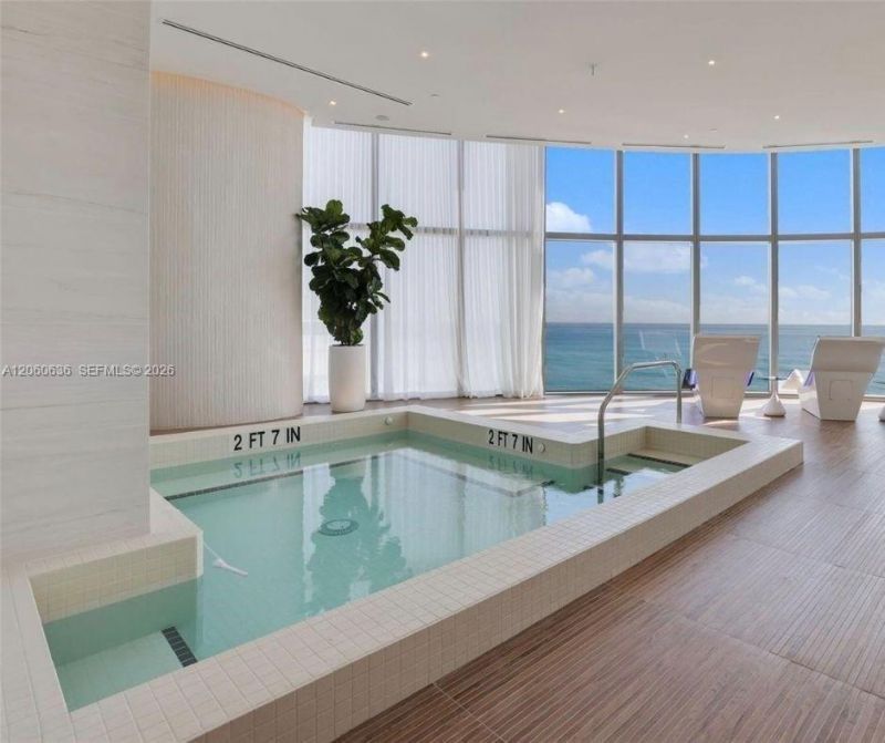 15701 Collins Ave, Unit 4701, Sunny Isles Beach, FL 33160 Photo