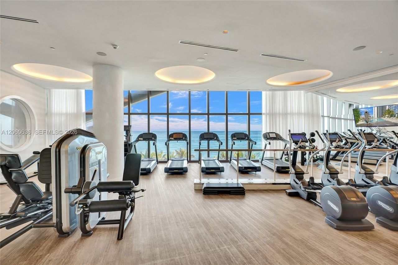 15701 Collins Ave, Unit 4701, Sunny Isles Beach, FL 33160 Photo