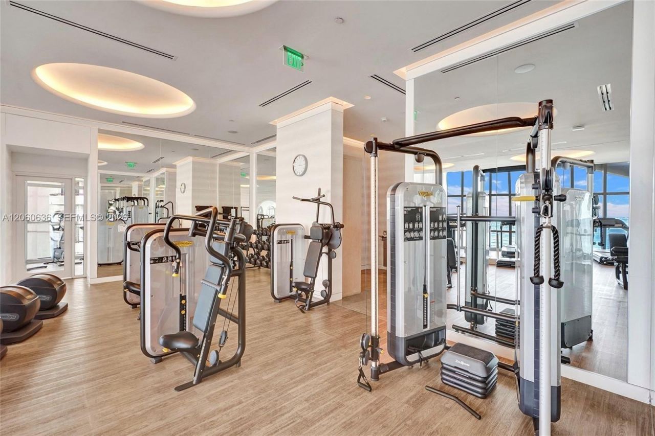 15701 Collins Ave, Unit 4701, Sunny Isles Beach, FL 33160 Photo