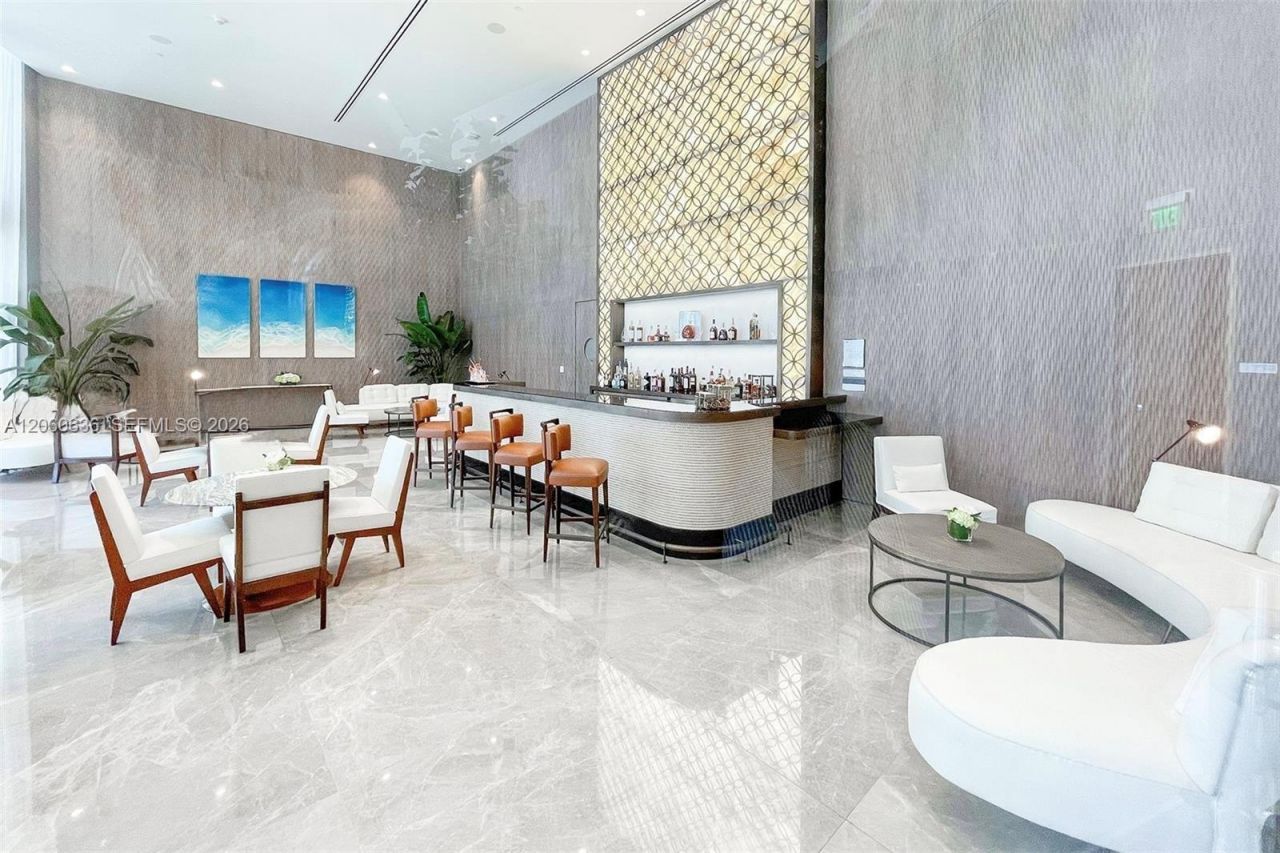 15701 Collins Ave, Unit 4701, Sunny Isles Beach, FL 33160 Photo