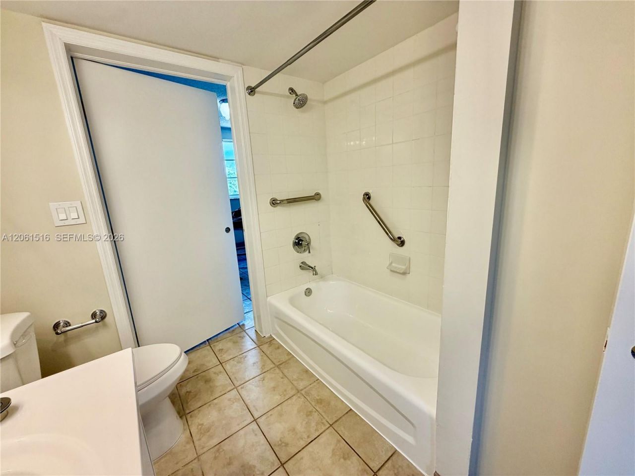 601 SW 37th Ave, Unit 303, Miami, FL 33135 Photo