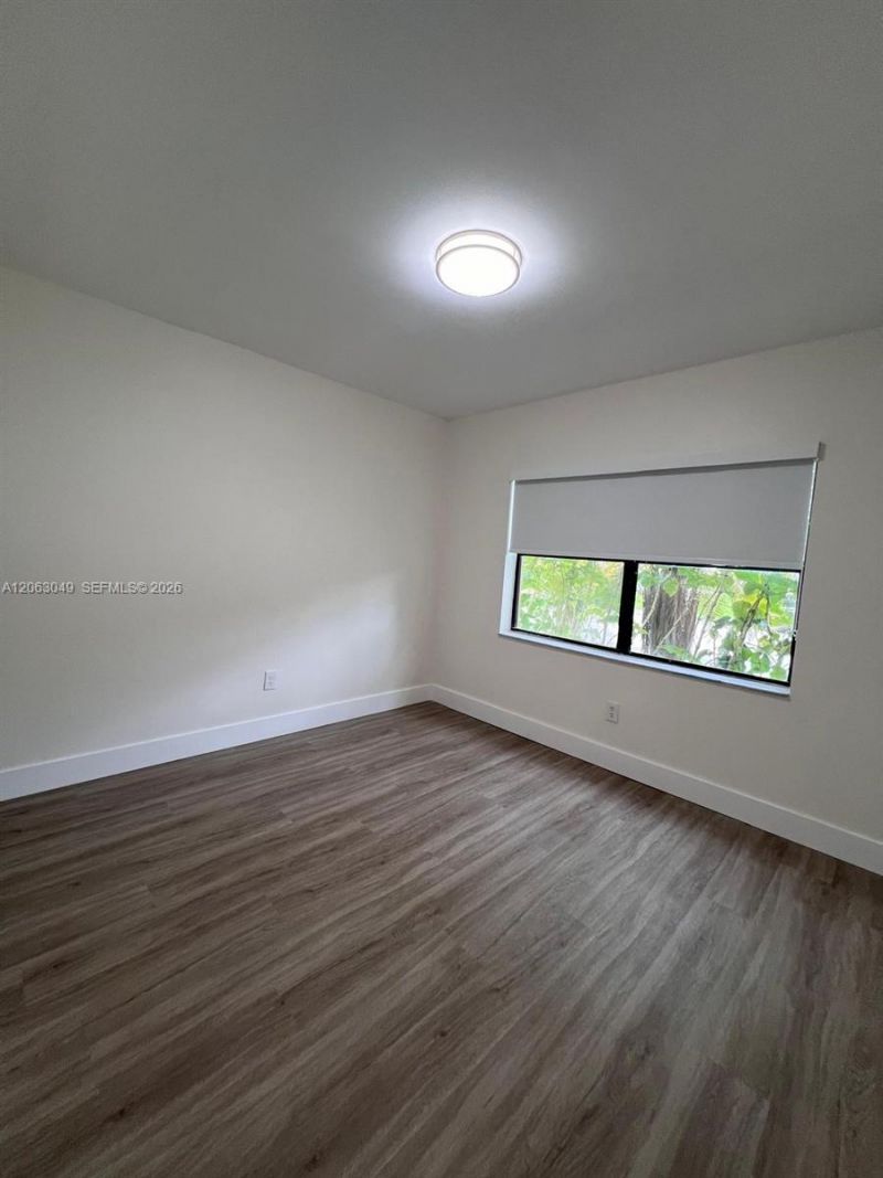 2685 W 66th St, Unit 12-20, Hialeah, FL 33016 Photo