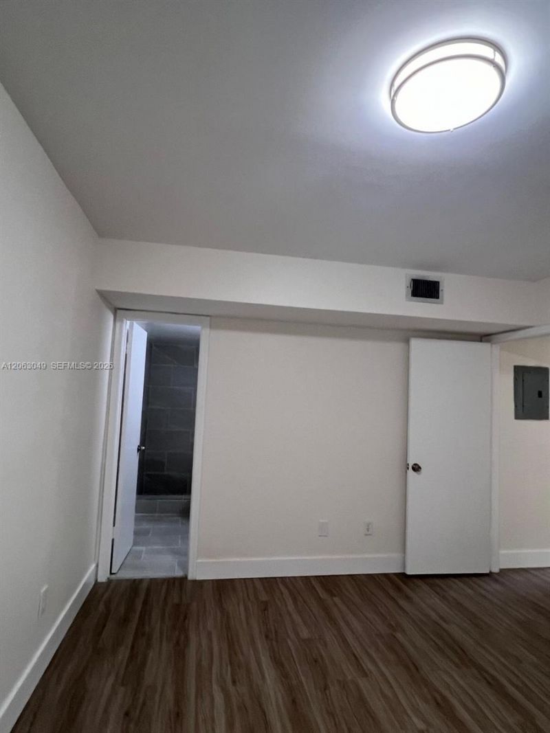 2685 W 66th St, Unit 12-20, Hialeah, FL 33016 Photo