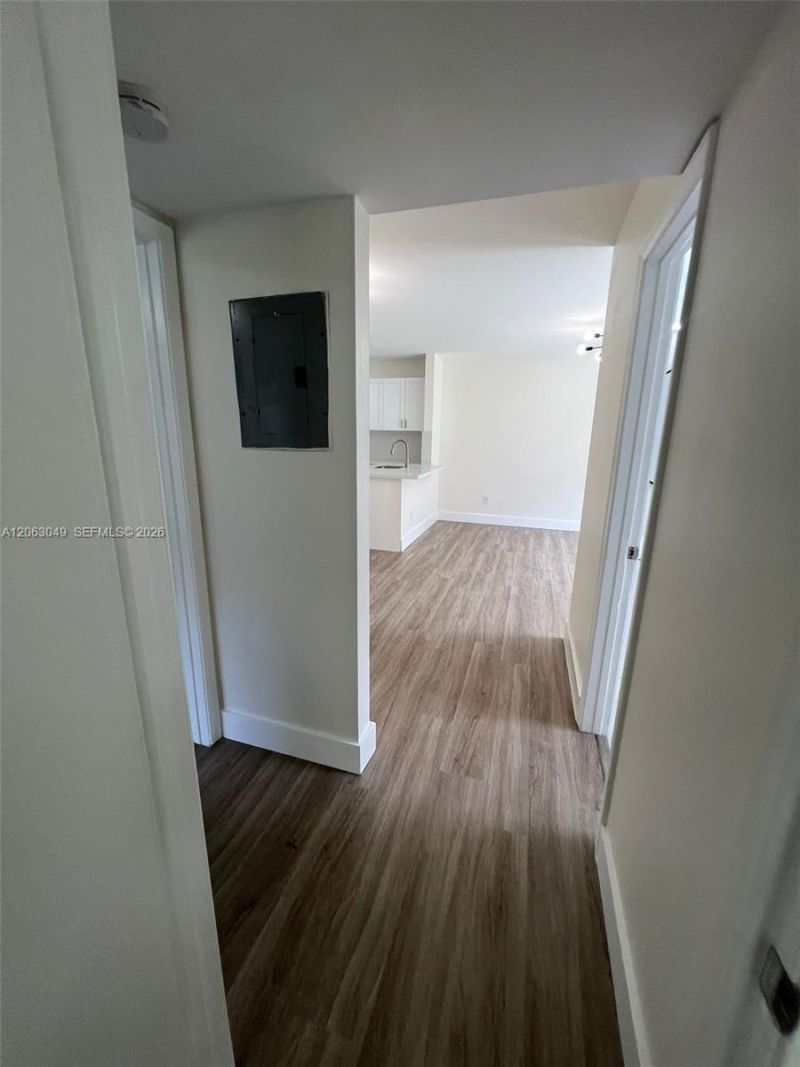 2685 W 66th St, Unit 12-20, Hialeah, FL 33016 Photo