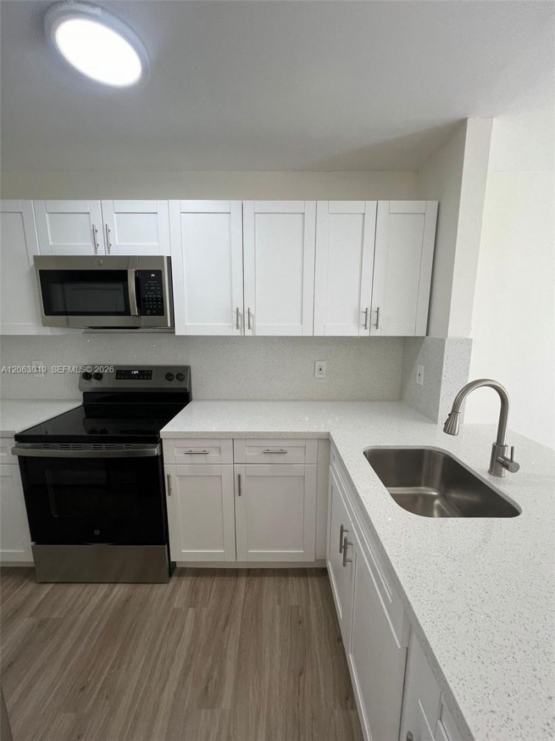 2685 W 66th St, Unit 12-20, Hialeah, FL 33016 Photo