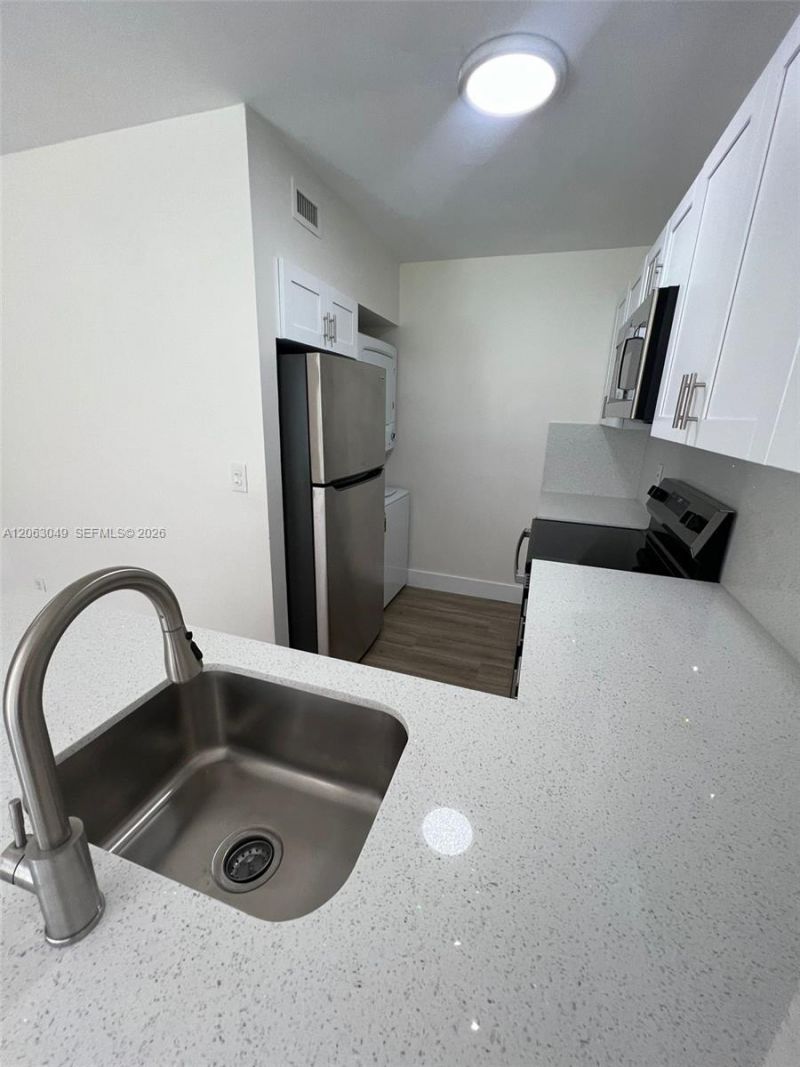2685 W 66th St, Unit 12-20, Hialeah, FL 33016 Photo