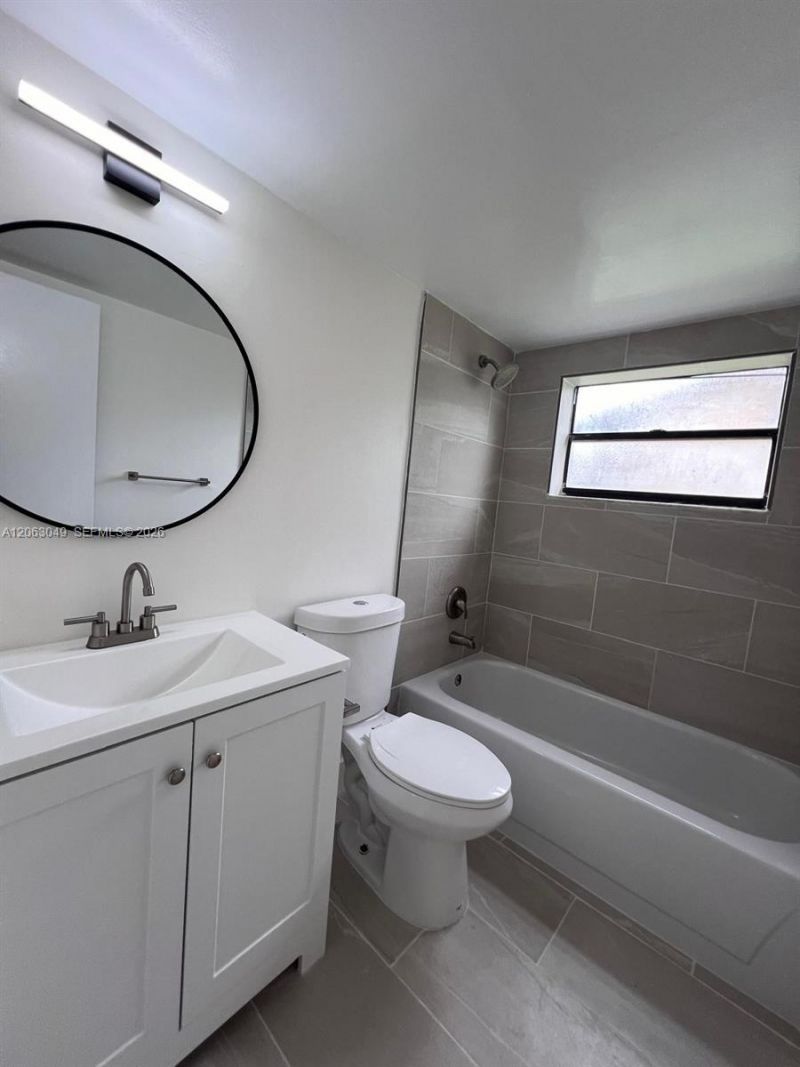 2685 W 66th St, Unit 12-20, Hialeah, FL 33016 Photo