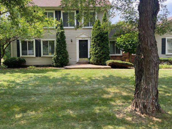 36715 Paddock Drive, Clinton Township, Mi 48035