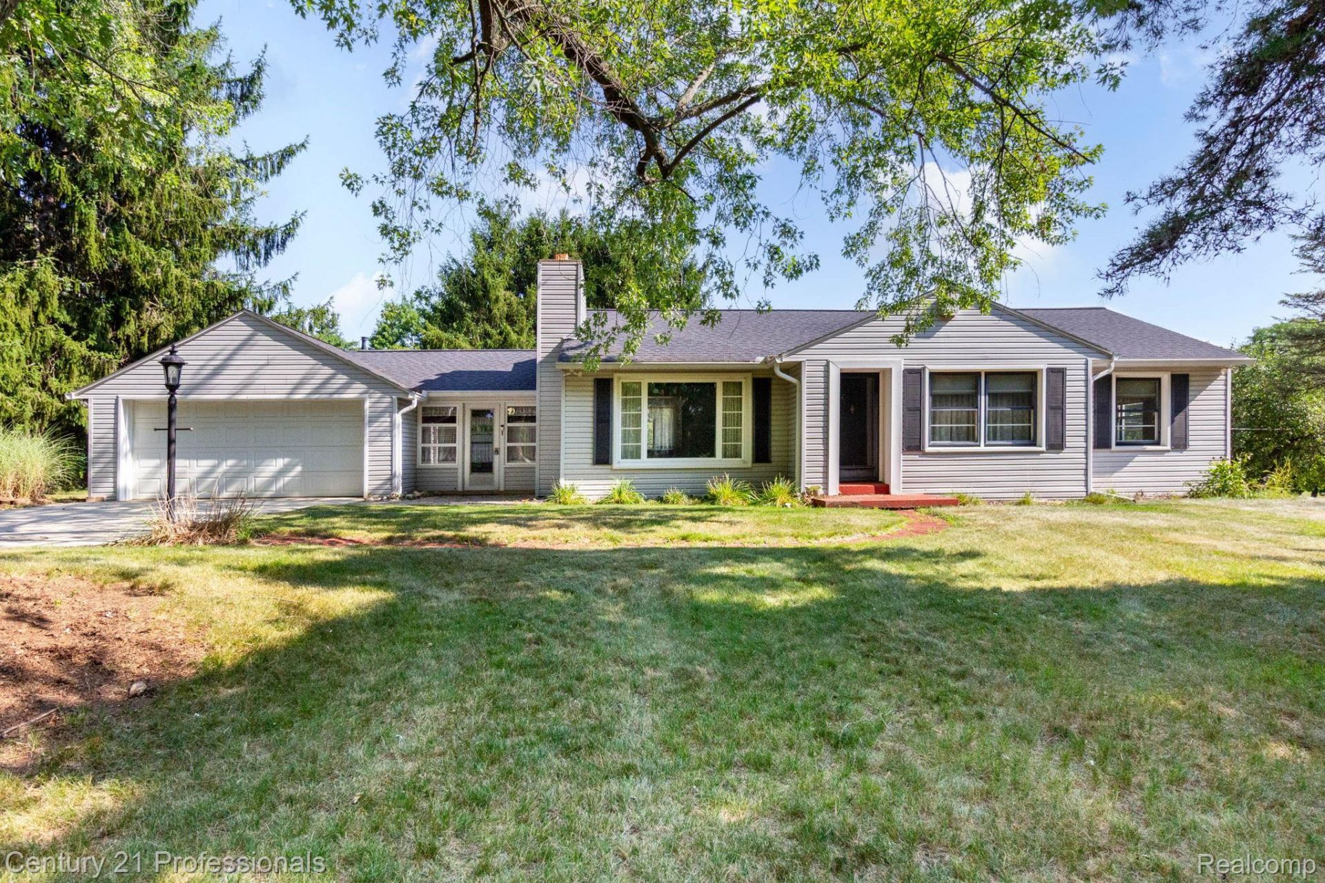 1365 E Buell Road, Oakland Township, Mi 48306 Main Photo