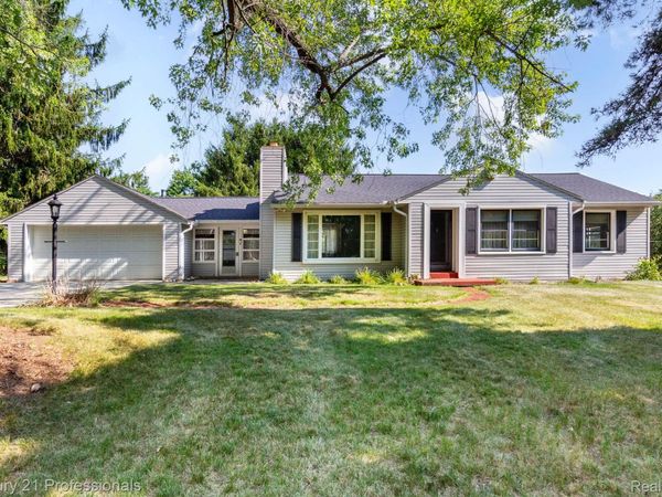 1365 E Buell Road, Oakland Township, Mi 48306