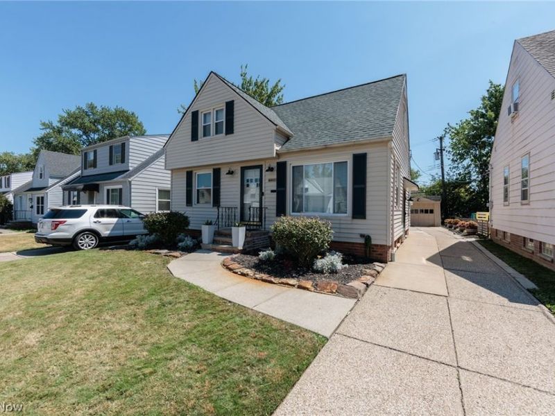 15308 Maplewood Avenue, Maple Heights, OH 44137 Photo 2