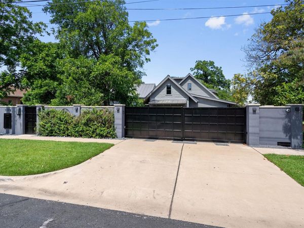 1175 San Bernard ST, Austin, TX 78702