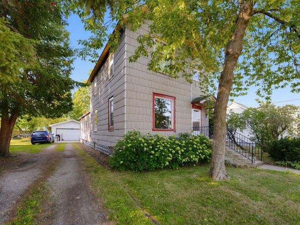1701 13th Avenue, Menominee, MI 49858