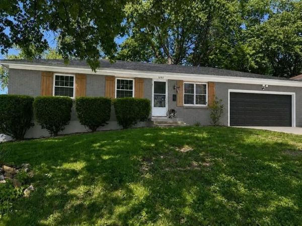 16917 E Cogan Road, Independence, MO 64055