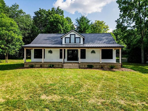 7439 State Route 42 , Mansfield, OH 44904