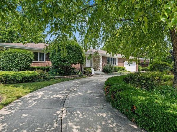 252 Cardinal Drive , Bloomingdale, IL 60108