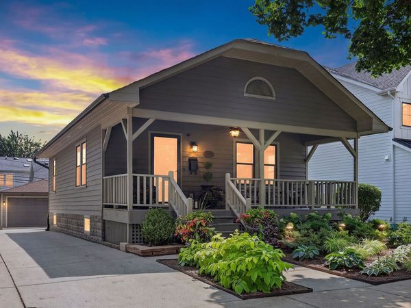 4933 Middaugh Avenue, Downers Grove, IL 60515