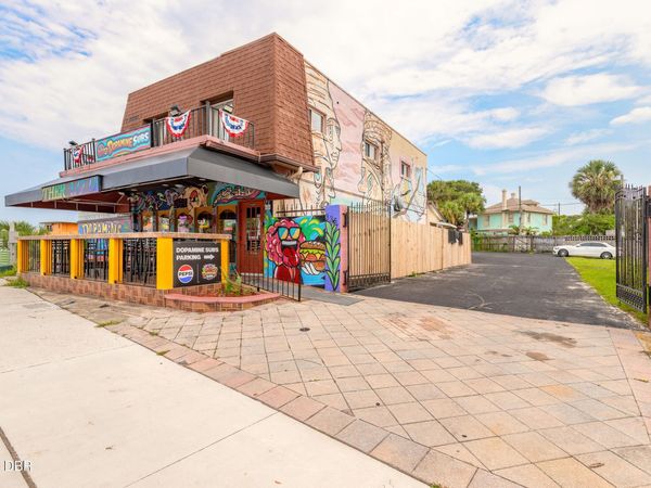 336 E Intl Speedway Boulevard, Daytona Beach, FL 32118