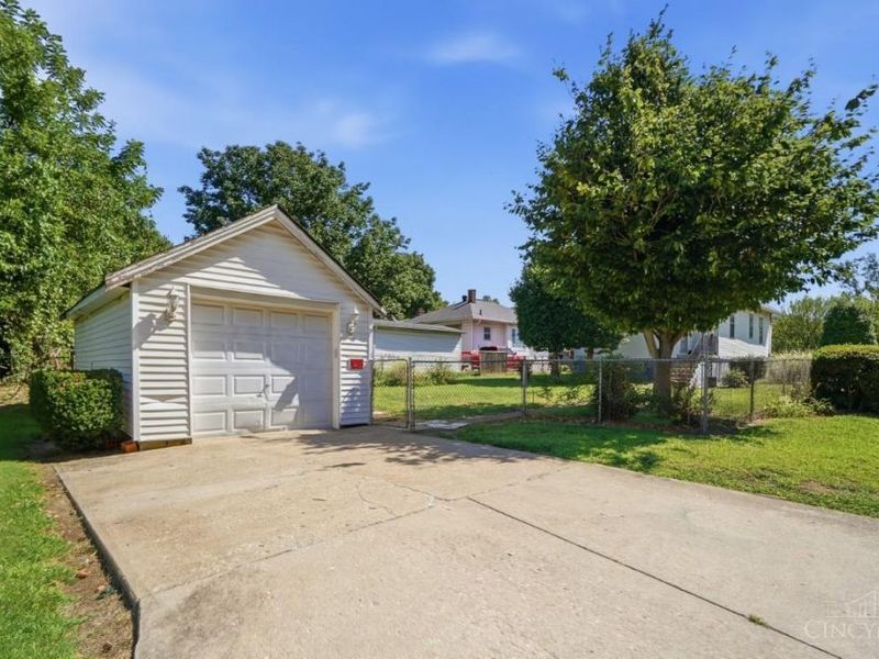 7501 Ross Avenue, Cincinnati, OH 45237 Photo 42