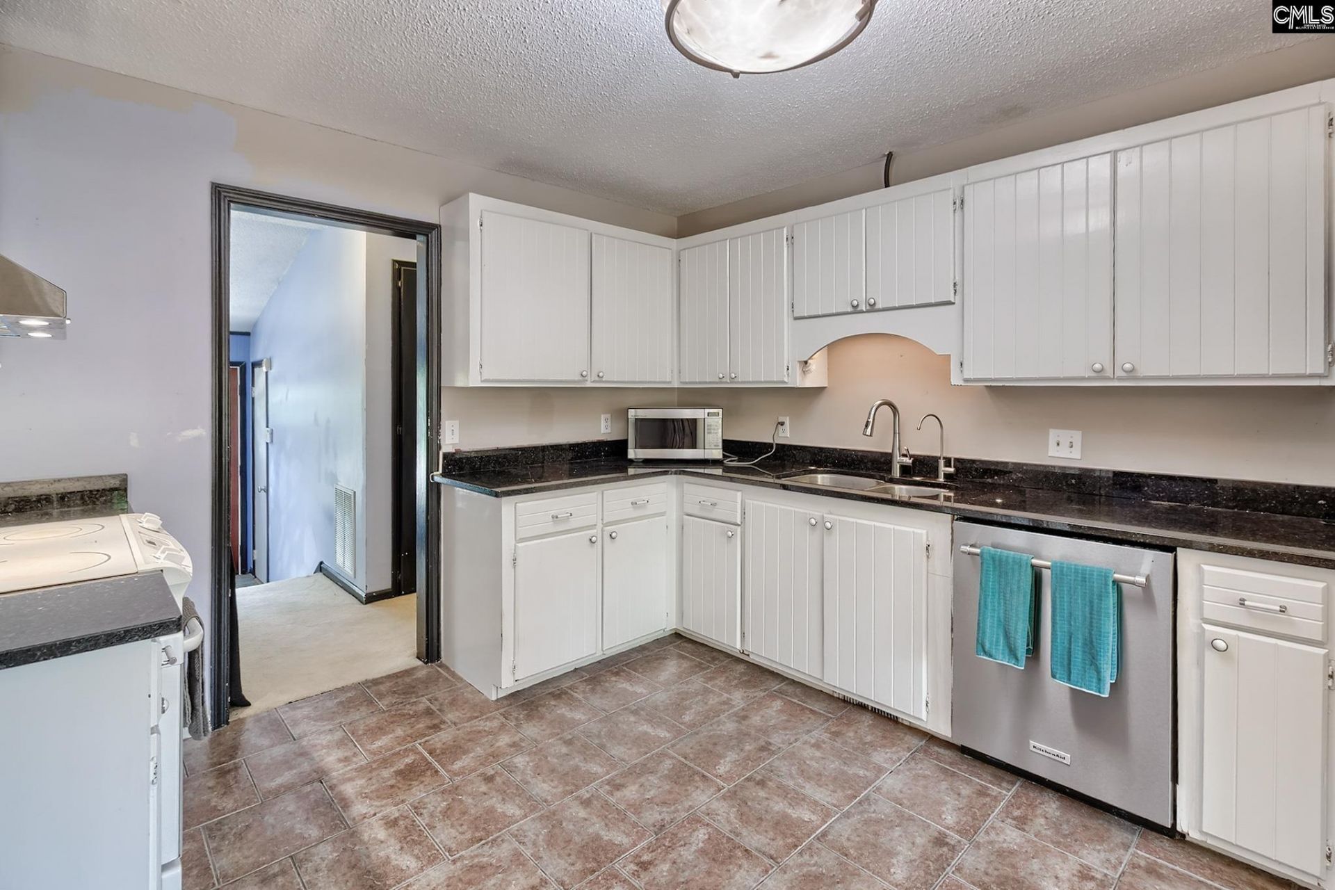 130 Parlock Road  Photo 8