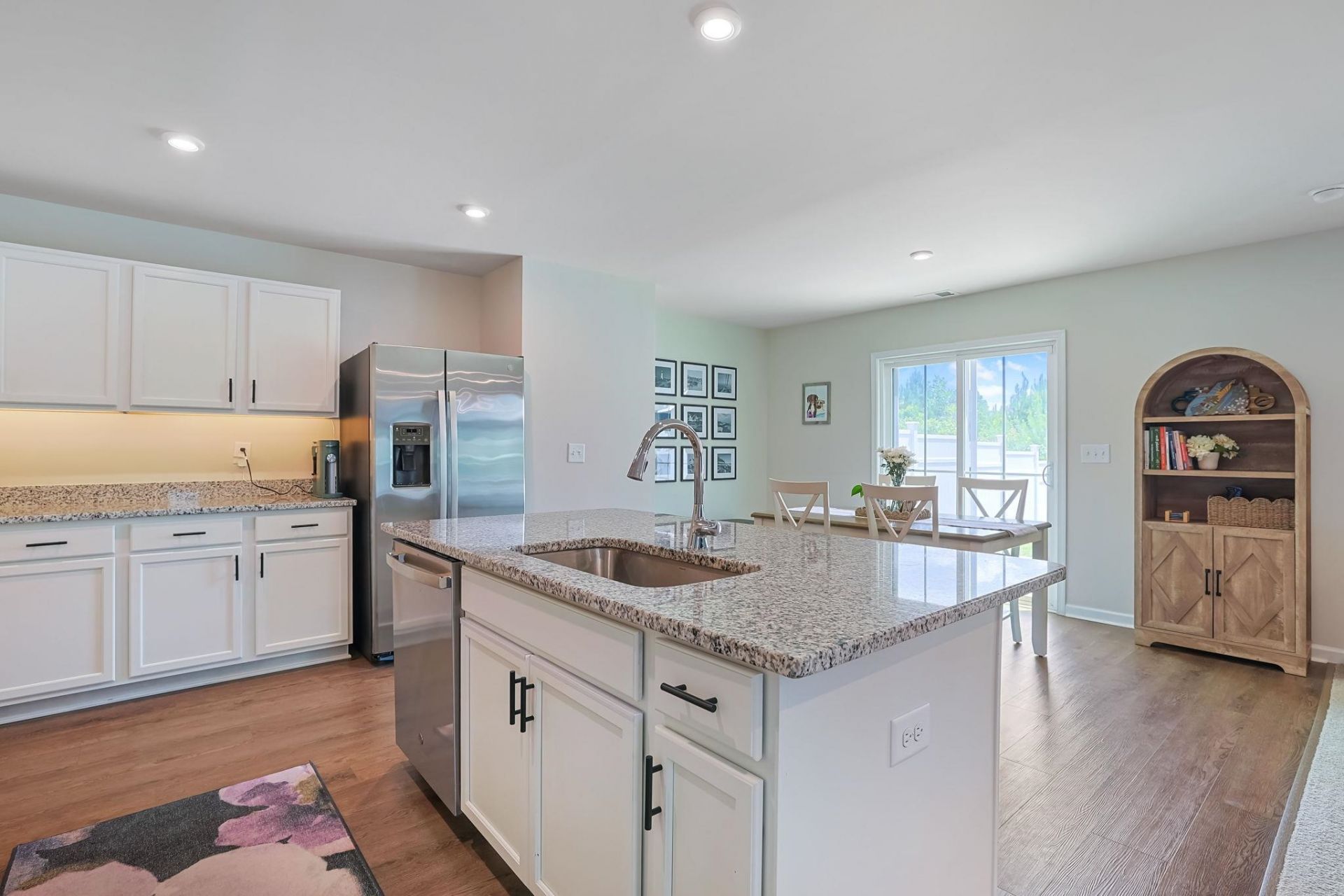 1019 Oak Meadow Dr.  Photo 8