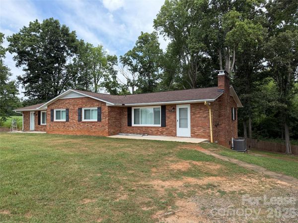 147 Crooked Lane , Statesville, NC 28625