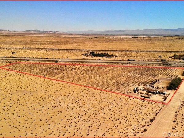 45534 Hacienda Road, Yermo, CA 92398