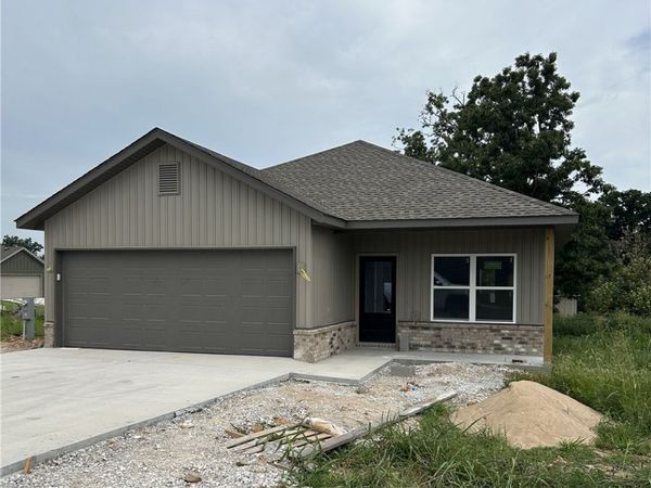 960 Snyder Springs Loop , Watts, OK 74965