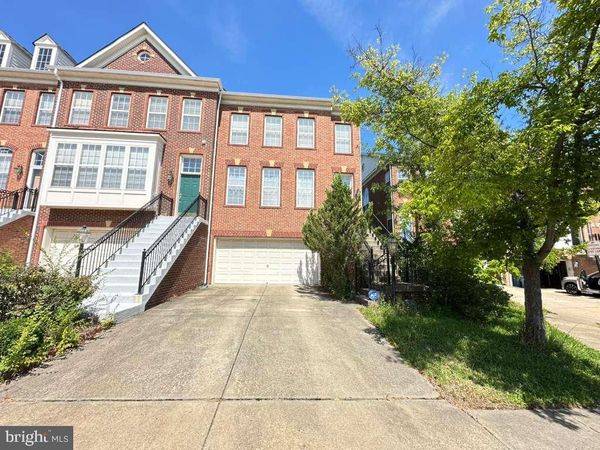 5609 FAIRCLOTH COURT, CENTREVILLE, VA 20120