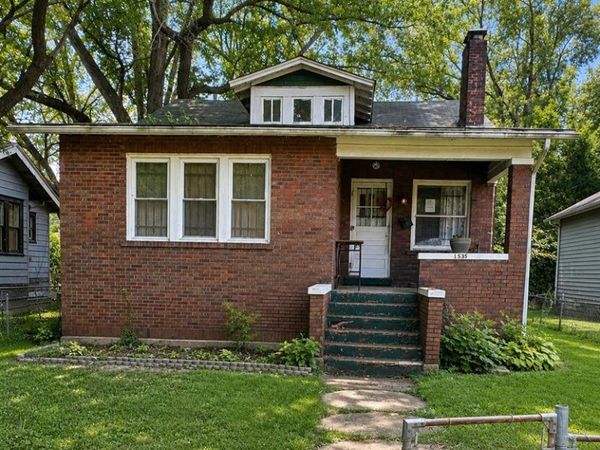 1535 N 46th Street , Washington Park, IL 62204