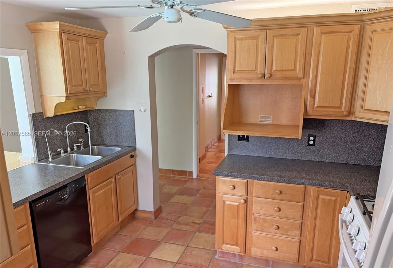 723 Valley Forge Rd, West Palm Beach, FL 33405 Photo